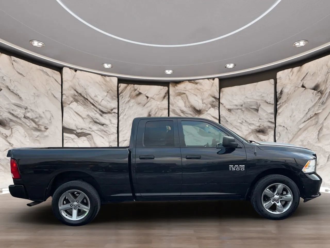 Used 2018 RAM 1500 Express w/ Express Value Package image 11