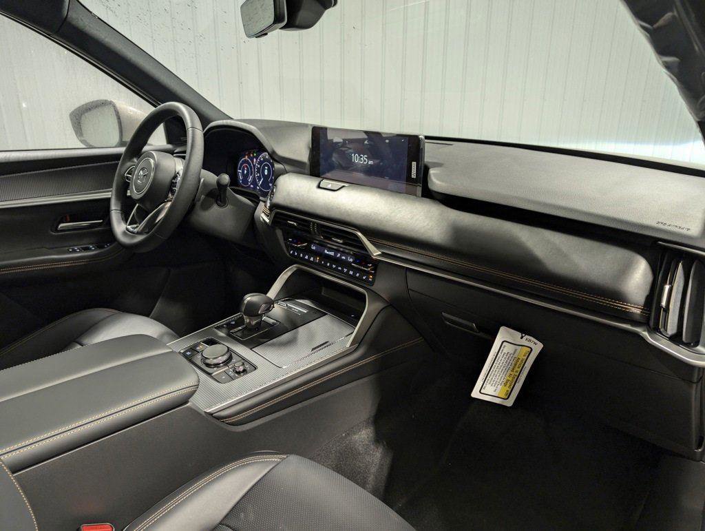 New 2024 MAZDA CX-90 Plug-In Hybrid w/ Premium Plus image 15
