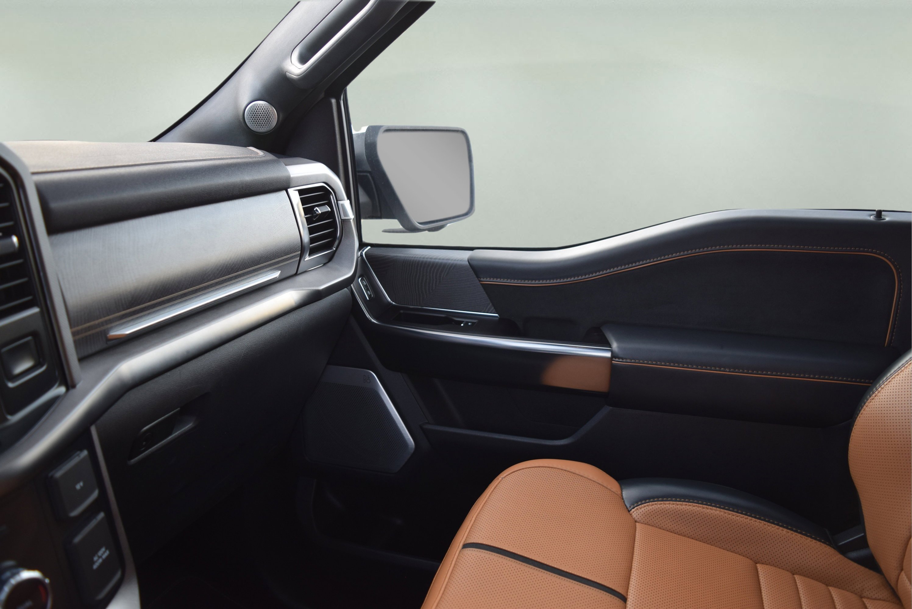 Certified 2023 Ford F150 Platinum w/ Equipment Group 701A High image 17