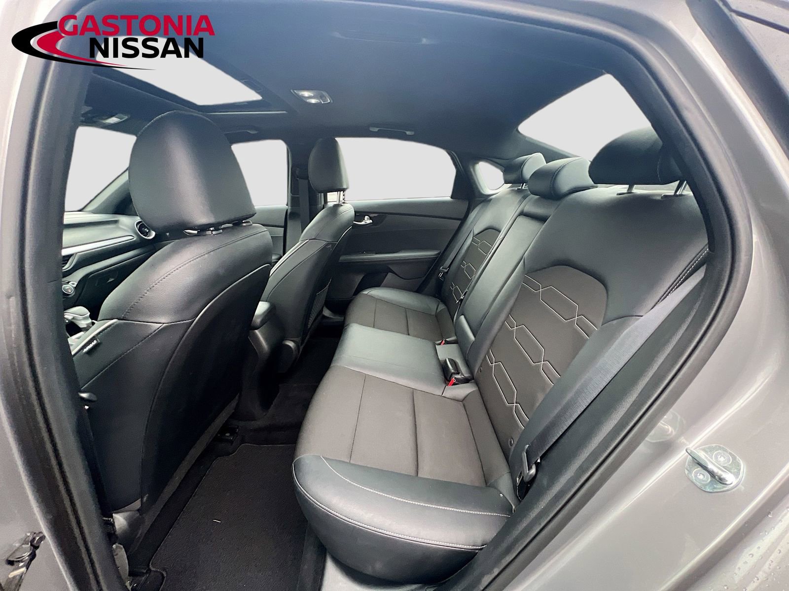 Used 2023 Kia Forte GT-Line w/ GT-Line Premium Package image 32