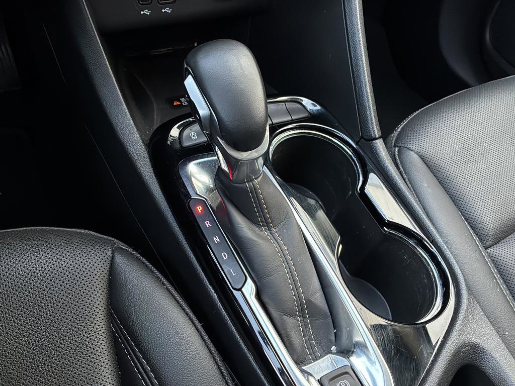 Used 2024 Buick Encore GX Sport Touring w/ Advanced Technology Package image 21