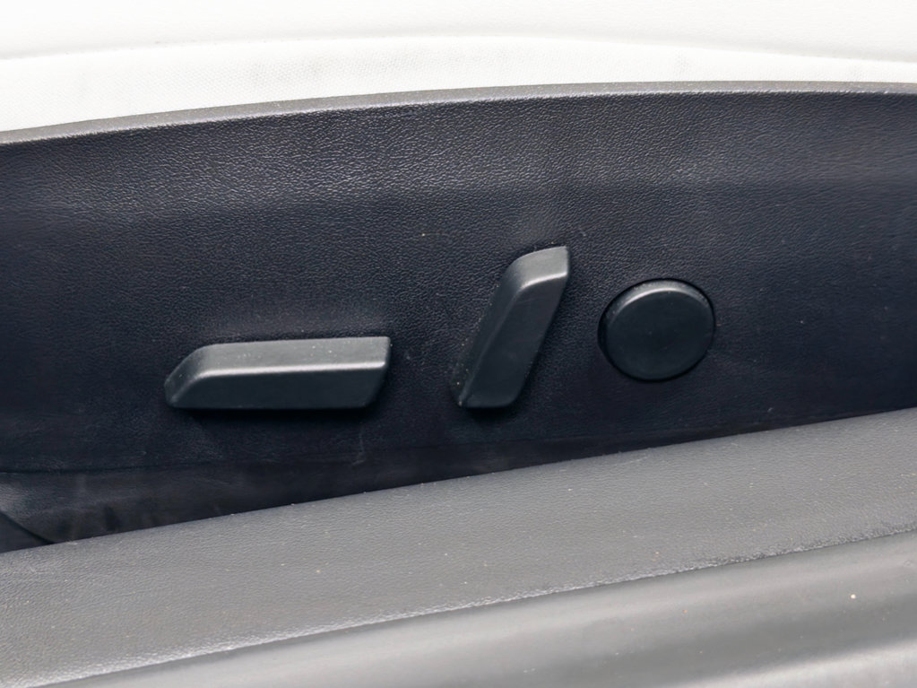 Used 2018 Tesla Model 3 Long Range image 7