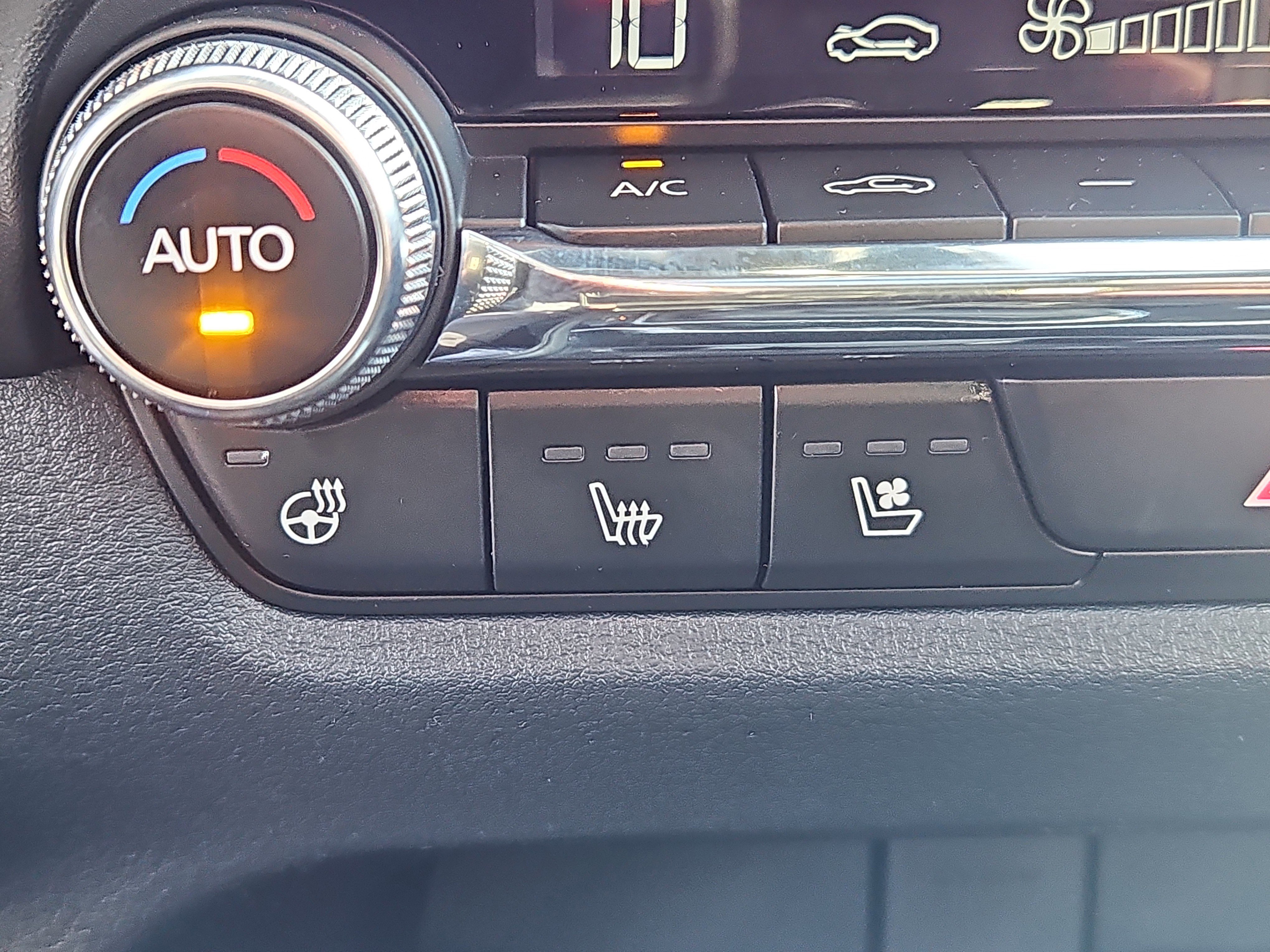 New 2026 MAZDA CX-50 2.5 Hybrid w/ Premium Plus Pkg image 12