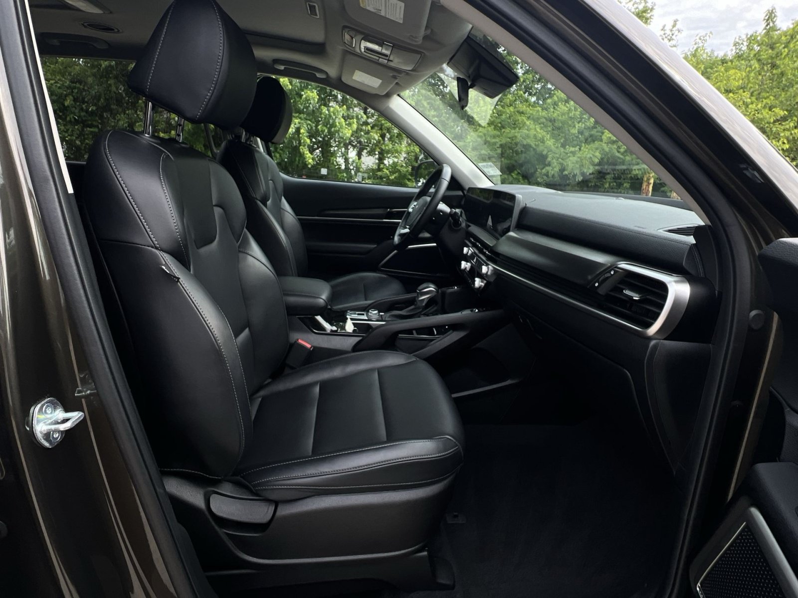 Used 2024 Kia Telluride S w/ S Sunroof Package AWD/4WD image 39