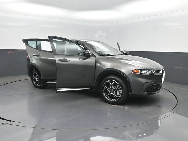 Used 2024 Alfa Romeo Tonale Ti AWD/4WD image 35
