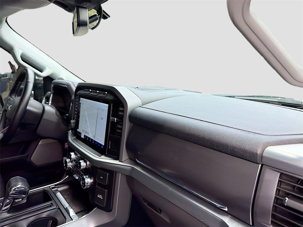 Used 2021 Ford F150 Lariat image 31