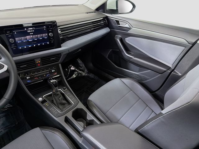 New 2026 Volkswagen Jetta SE FWD image 24