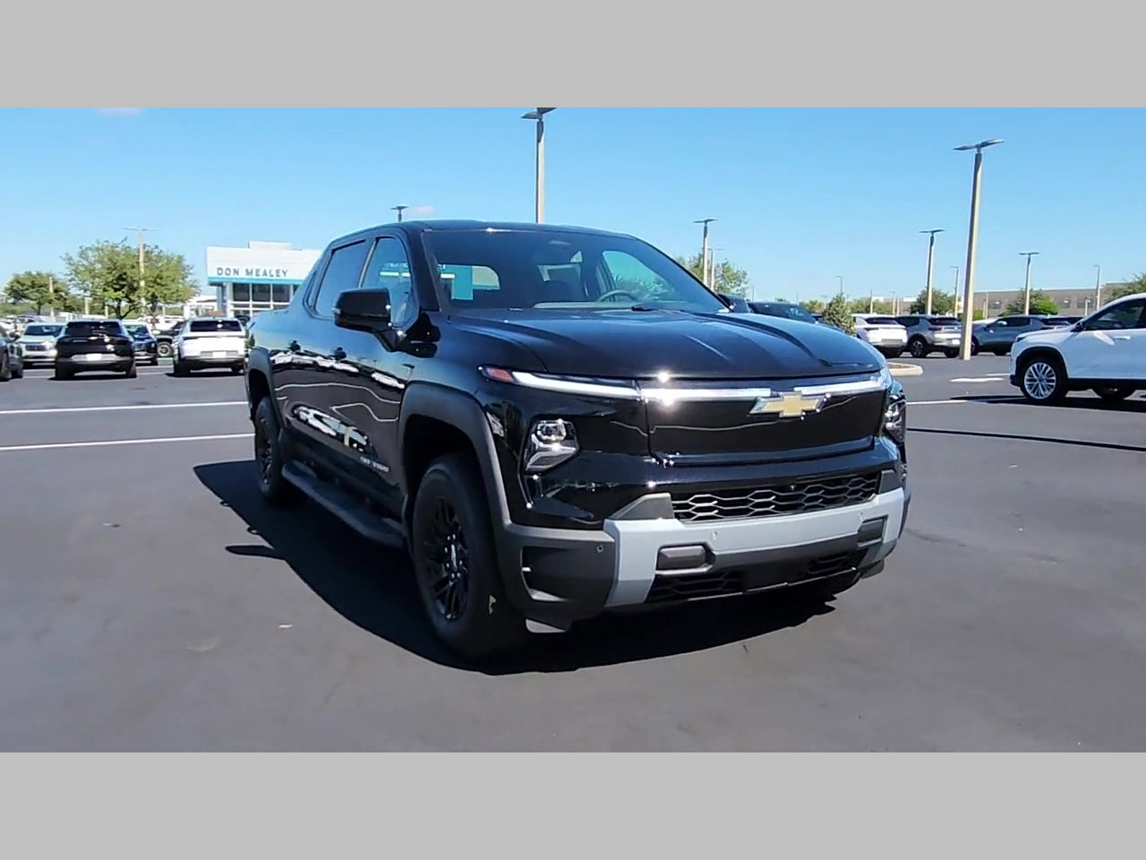 New 2026 Chevrolet Silverado EV LT w/ Plus Package image 23