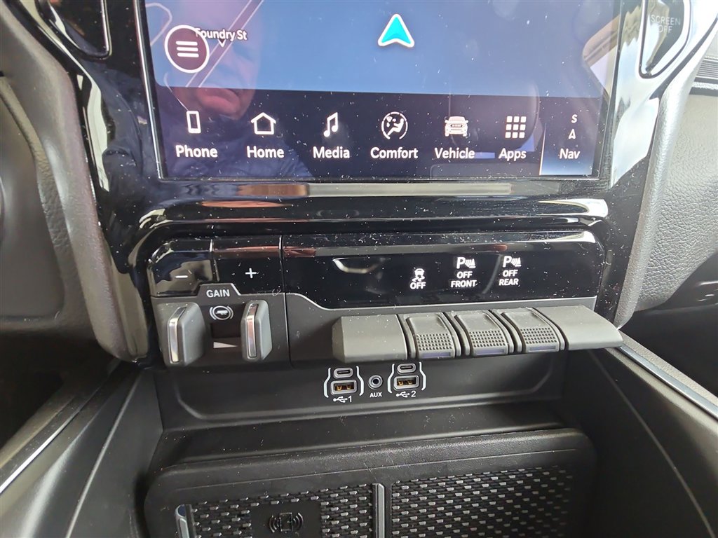 Used 2025 RAM 1500 Laramie w/ Bed Utility Group image 18