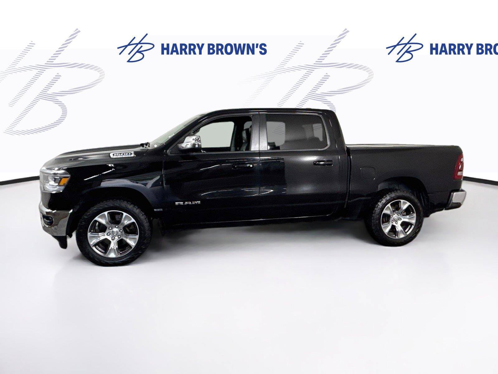 Used 2023 RAM 1500 Laramie AWD/4WD image 27