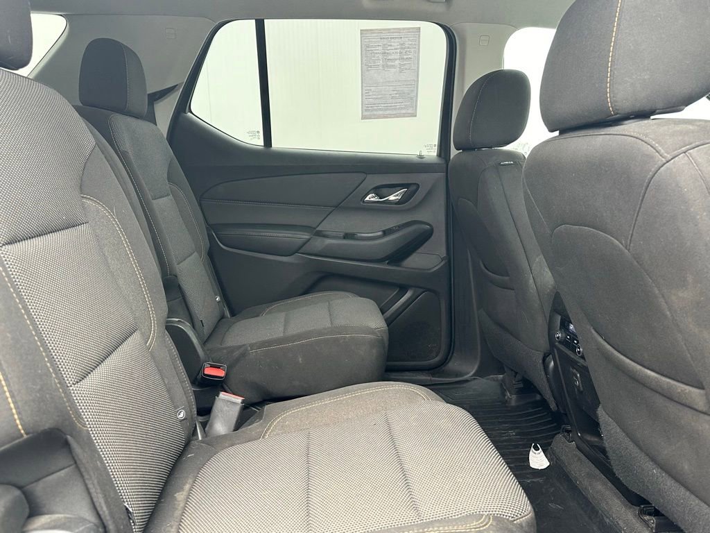 Used 2019 Chevrolet Traverse LT image 17