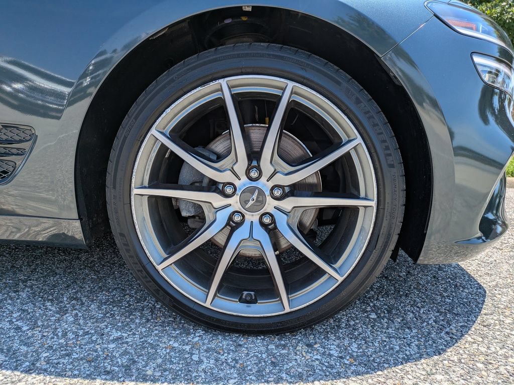 Used 2023 Genesis G70 2.0T AWD/4WD image 11