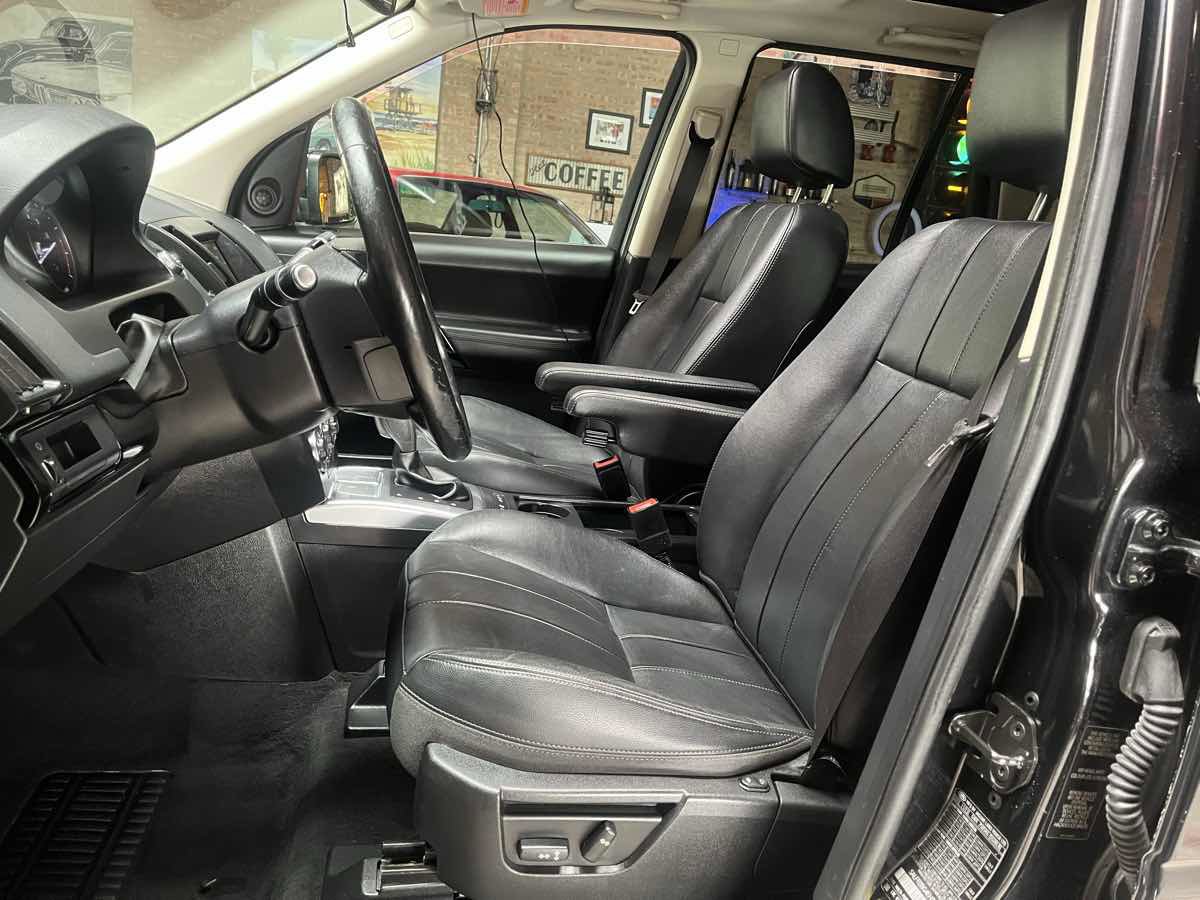Used 2014 Land Rover LR2 AWD/4WD image 25