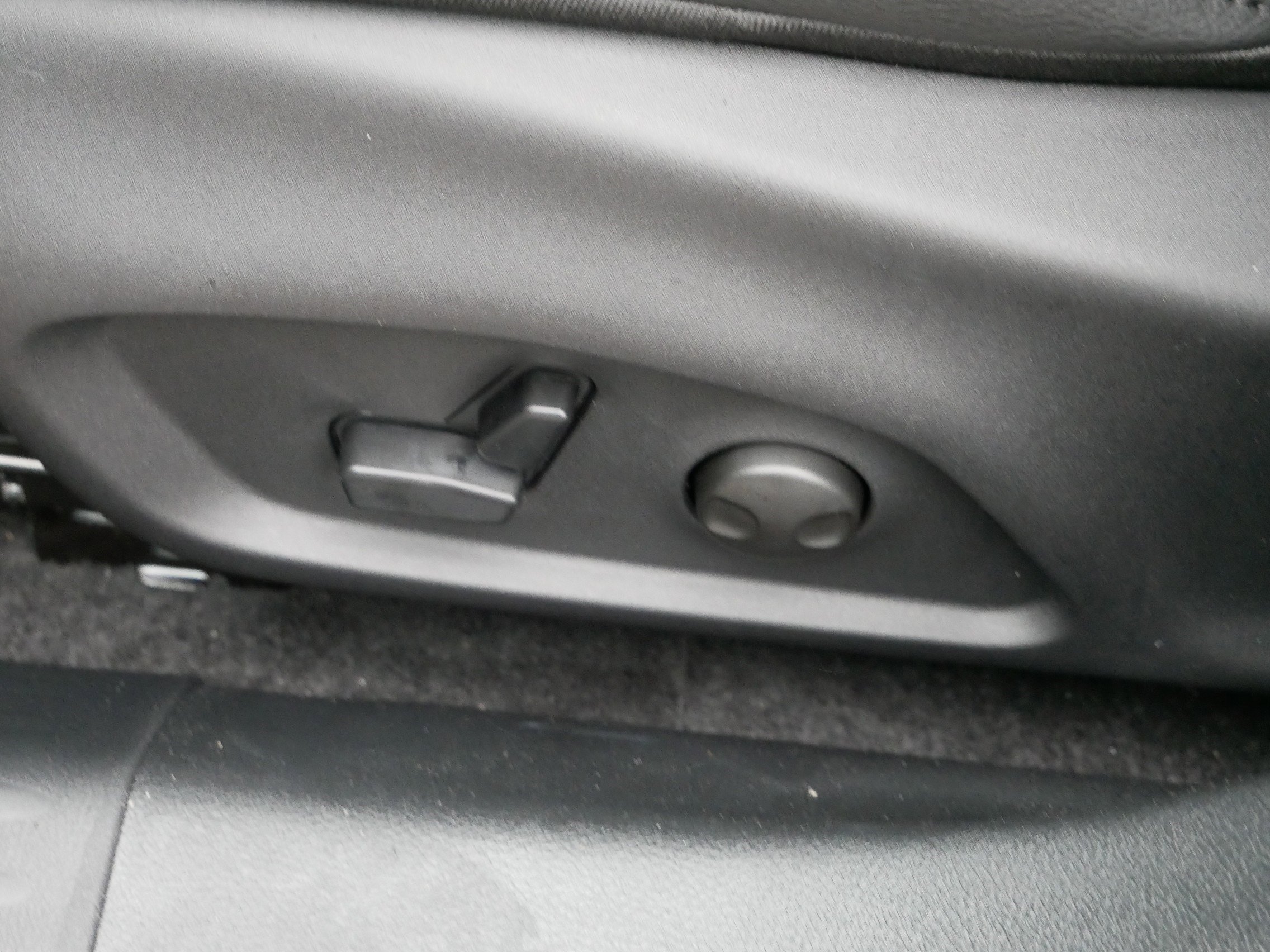 New 2026 Jeep Compass Trailhawk w/ Sun, Sound & Navigation Group image 13