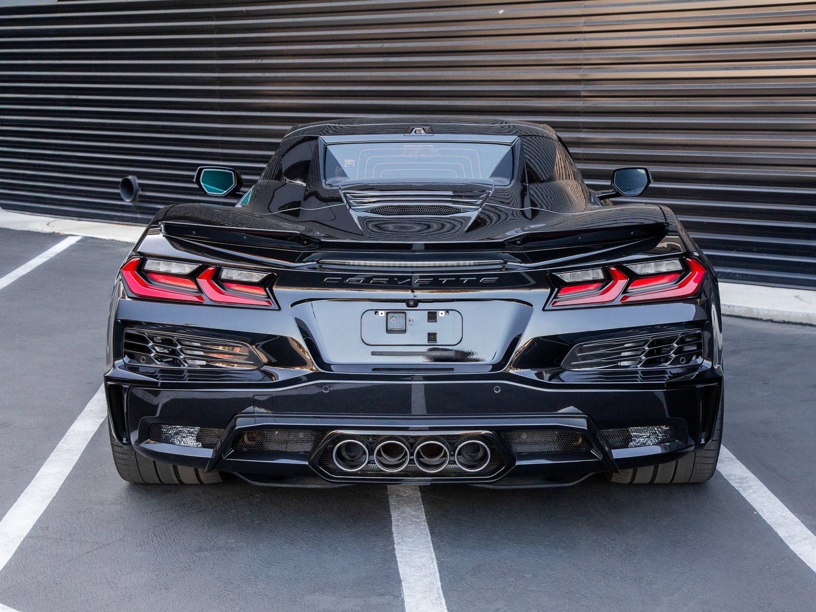Used 2024 Chevrolet Corvette Z06 RWD image 3