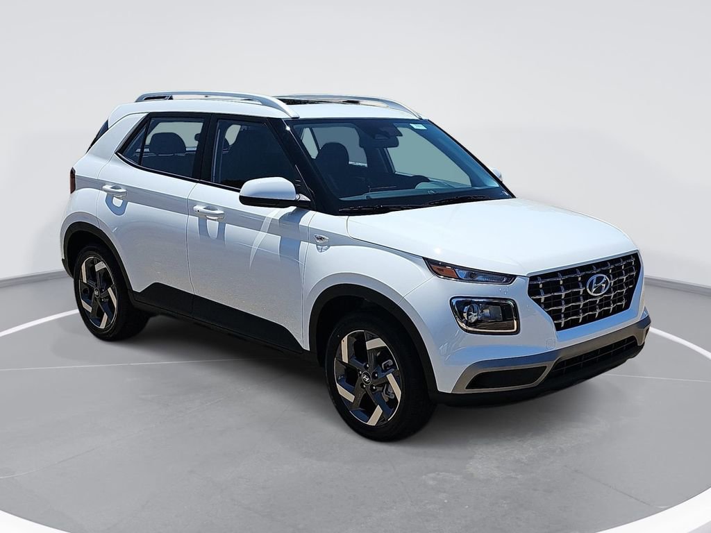 New 2026 Hyundai Venue SEL FWD image 3