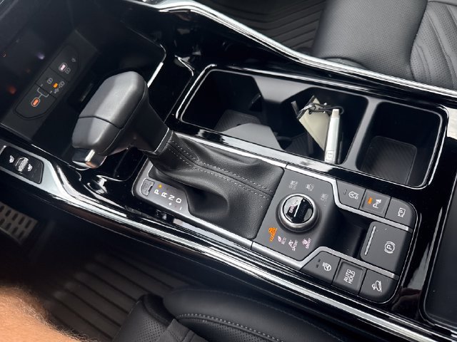 New 2026 Kia Sorento SX Prestige AWD/4WD image 26