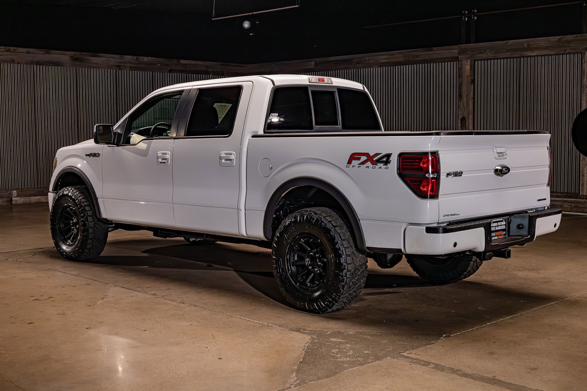 Used 2014 Ford F150 FX4 w/ Equipment Group 402A Luxury AWD/4WD image 7