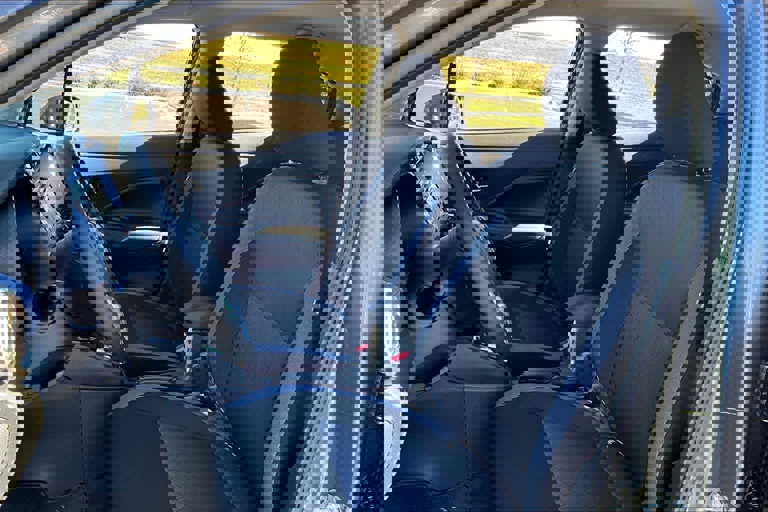 New 2025 Nissan Versa SV w/ Trunk Package image 9