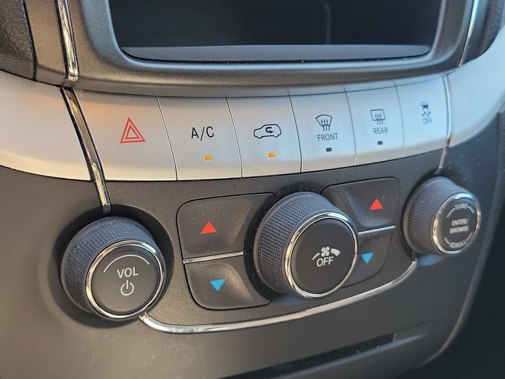 Used 2018 Dodge Journey SE w/ Connectivity Group FWD image 33