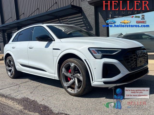 Used 2024 Audi Q8 e-tron Prestige w/ Prestige Package image 1