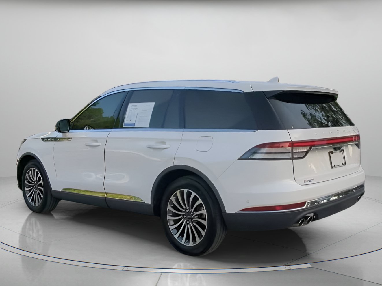 Used 2023 Lincoln Aviator Reserve w/ Equipment Group 201A RWD image 20