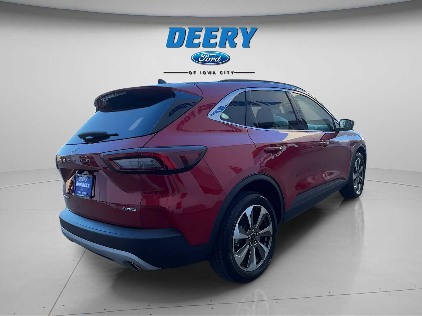 Used 2023 Ford Escape Platinum image 6