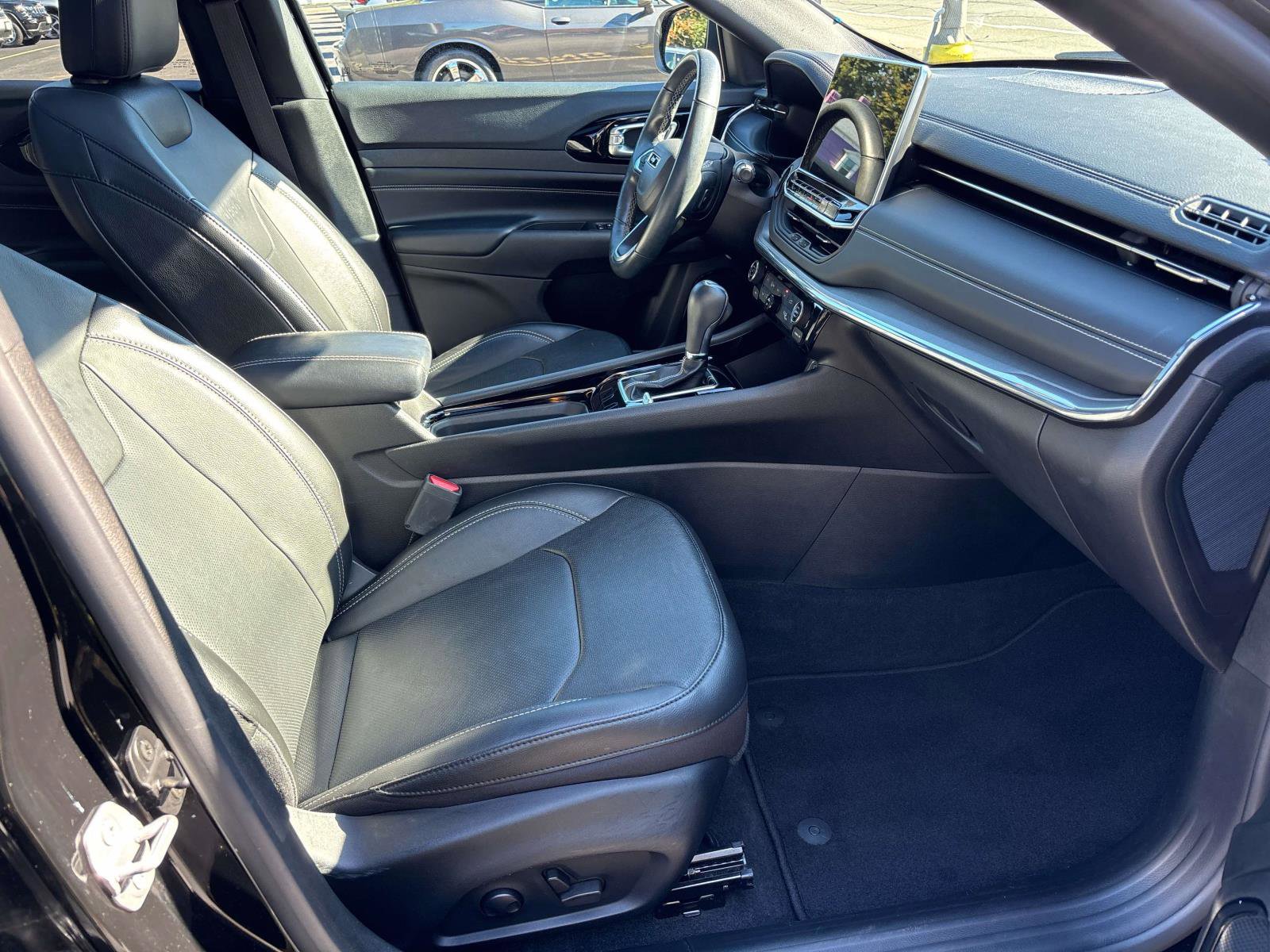 Used 2022 Jeep Compass High Altitude image 15