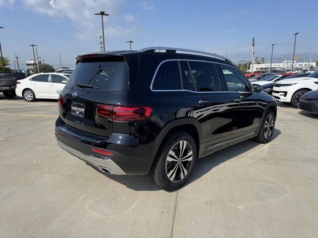 New 2025 Mercedes-Benz GLB 250 image 7