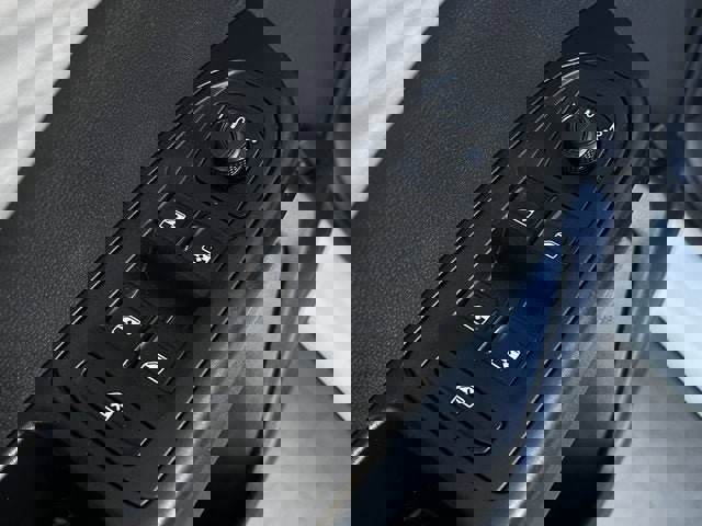 Used 2022 Volkswagen Taos S image 10