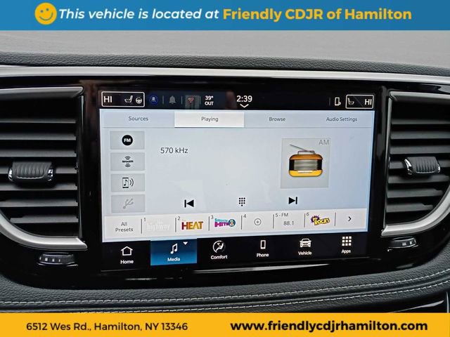 New 2026 Chrysler Pacifica Select AWD/4WD image 14