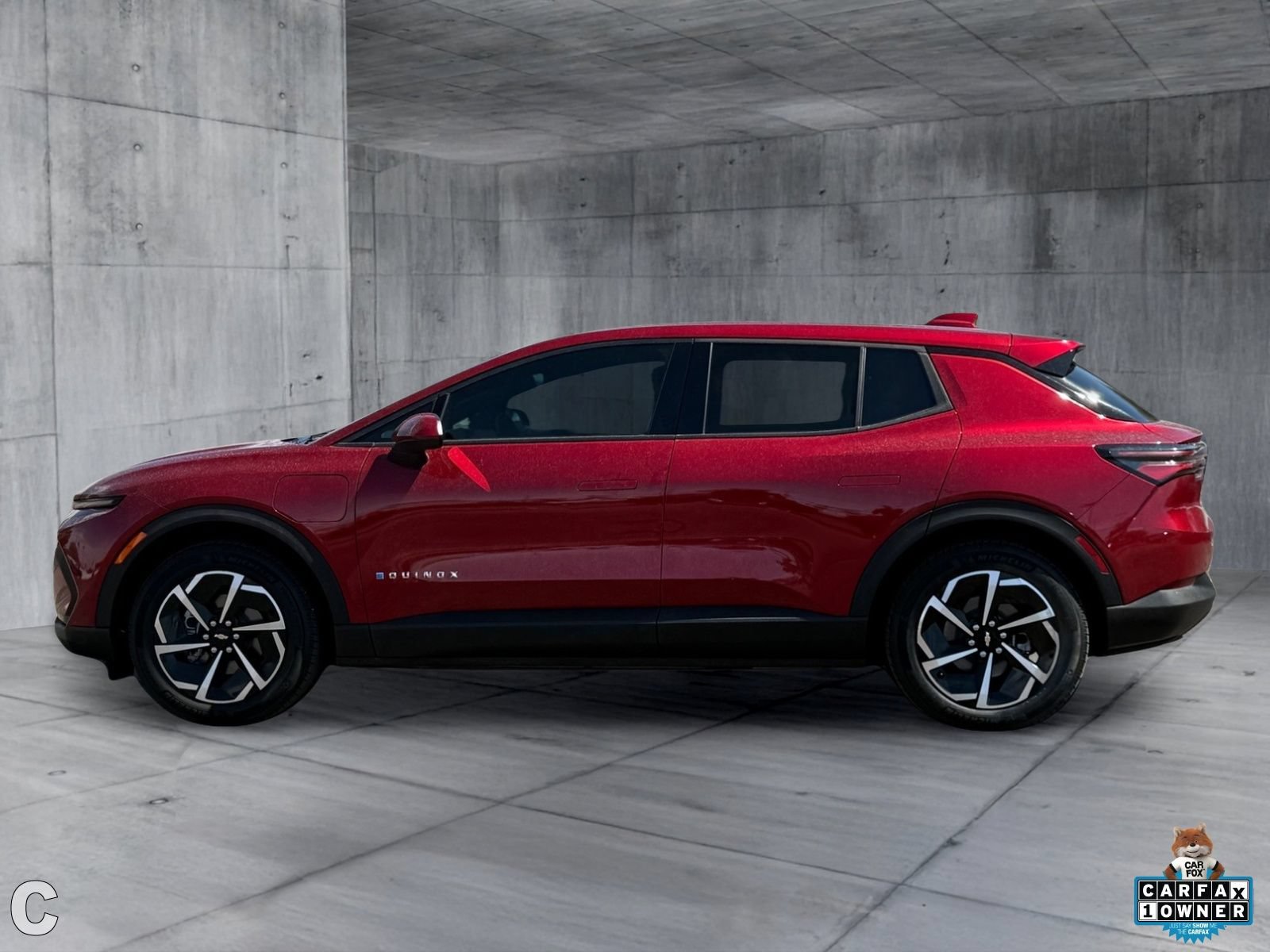 Certified 2025 Chevrolet Equinox EV LT FWD image 3