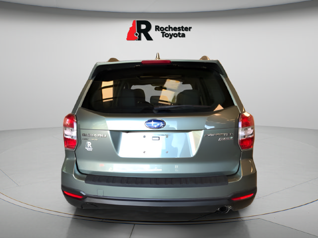 Used 2016 Subaru Forester 2.5i Limited AWD/4WD image 6