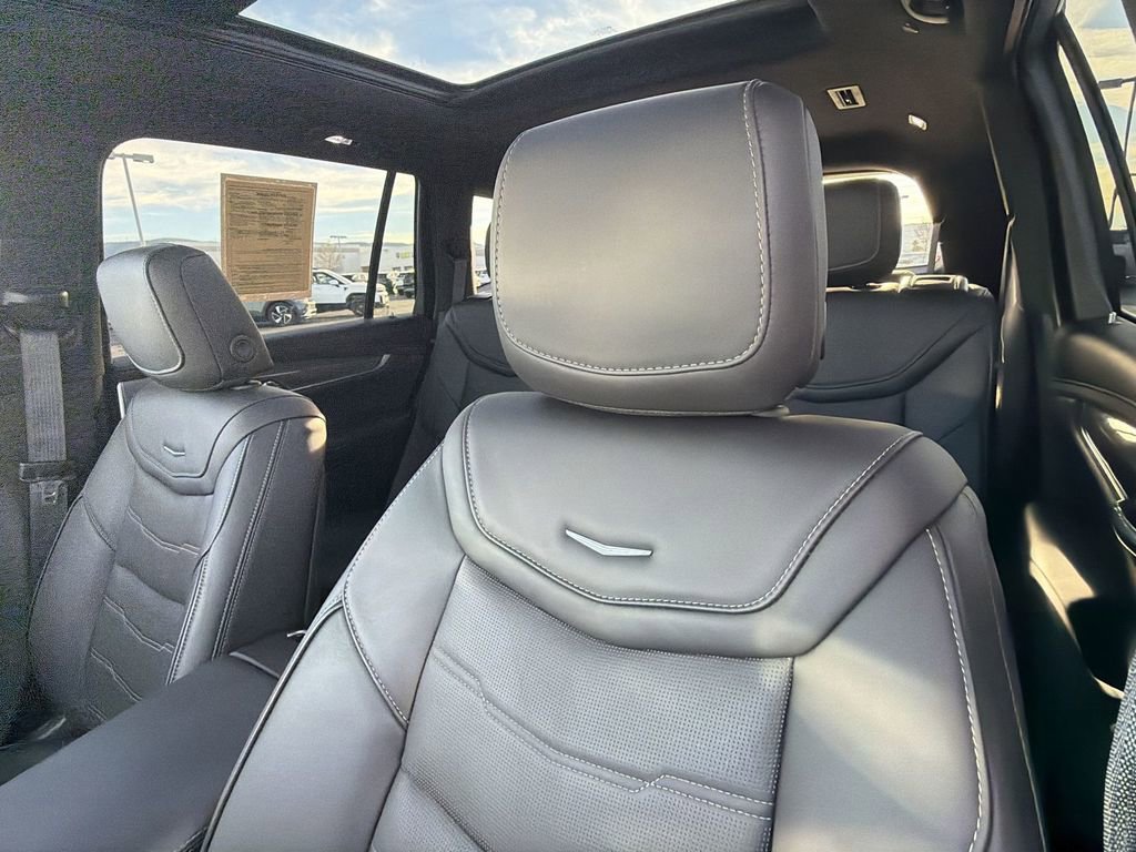 Certified 2025 Cadillac XT6 Sport w/ Platinum Package AWD/4WD image 20