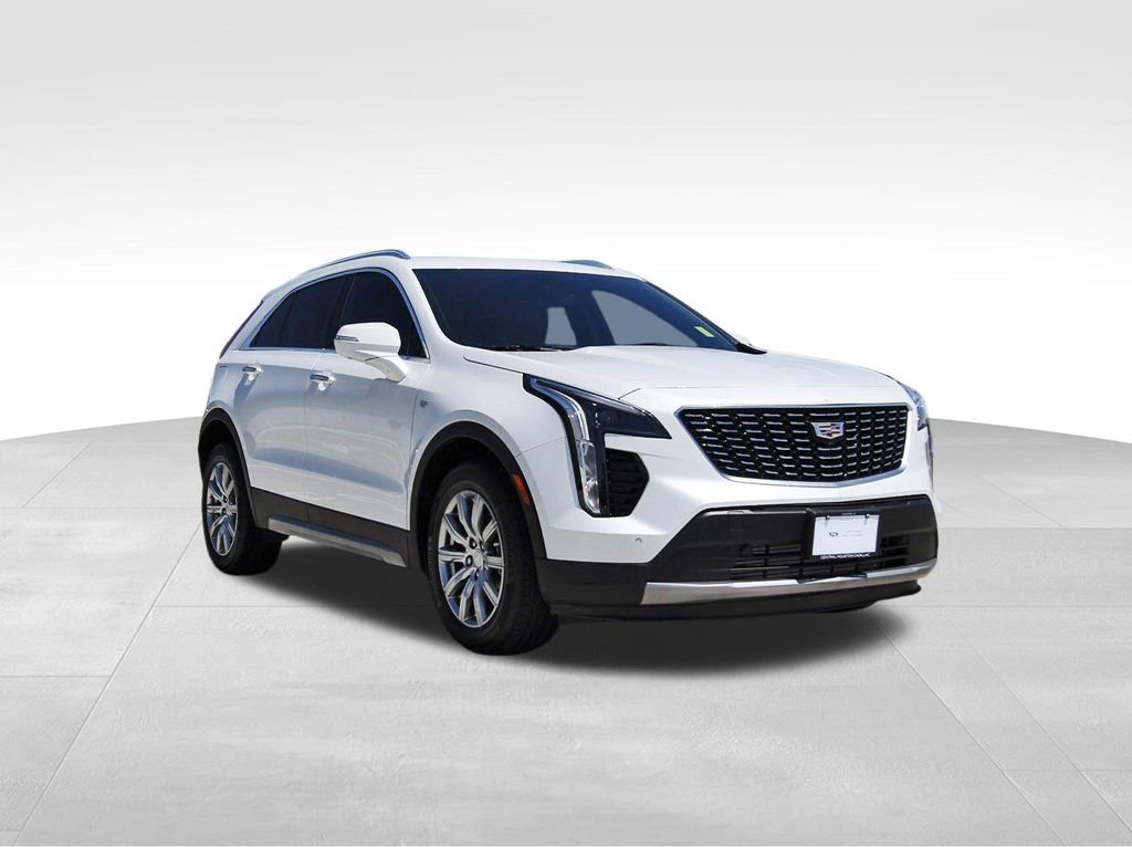 Used 2022 Cadillac XT4 Premium Luxury w/ Enhanced Visibility Package image 1