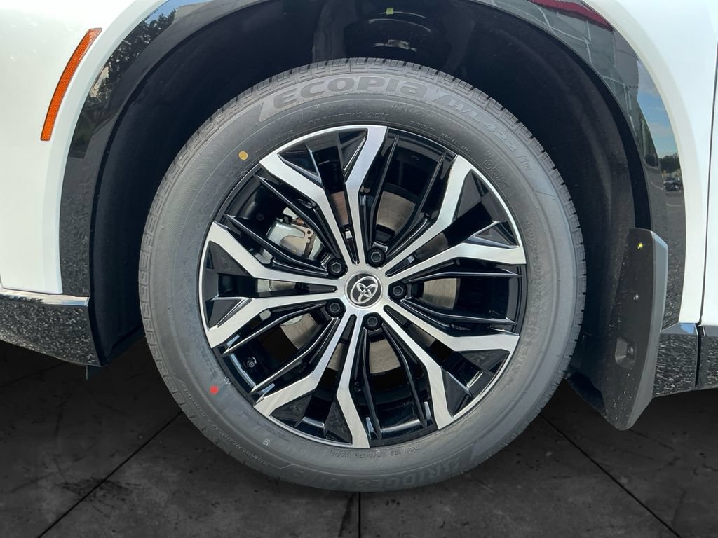New 2026 Toyota Crown Signia AWD/4WD image 15