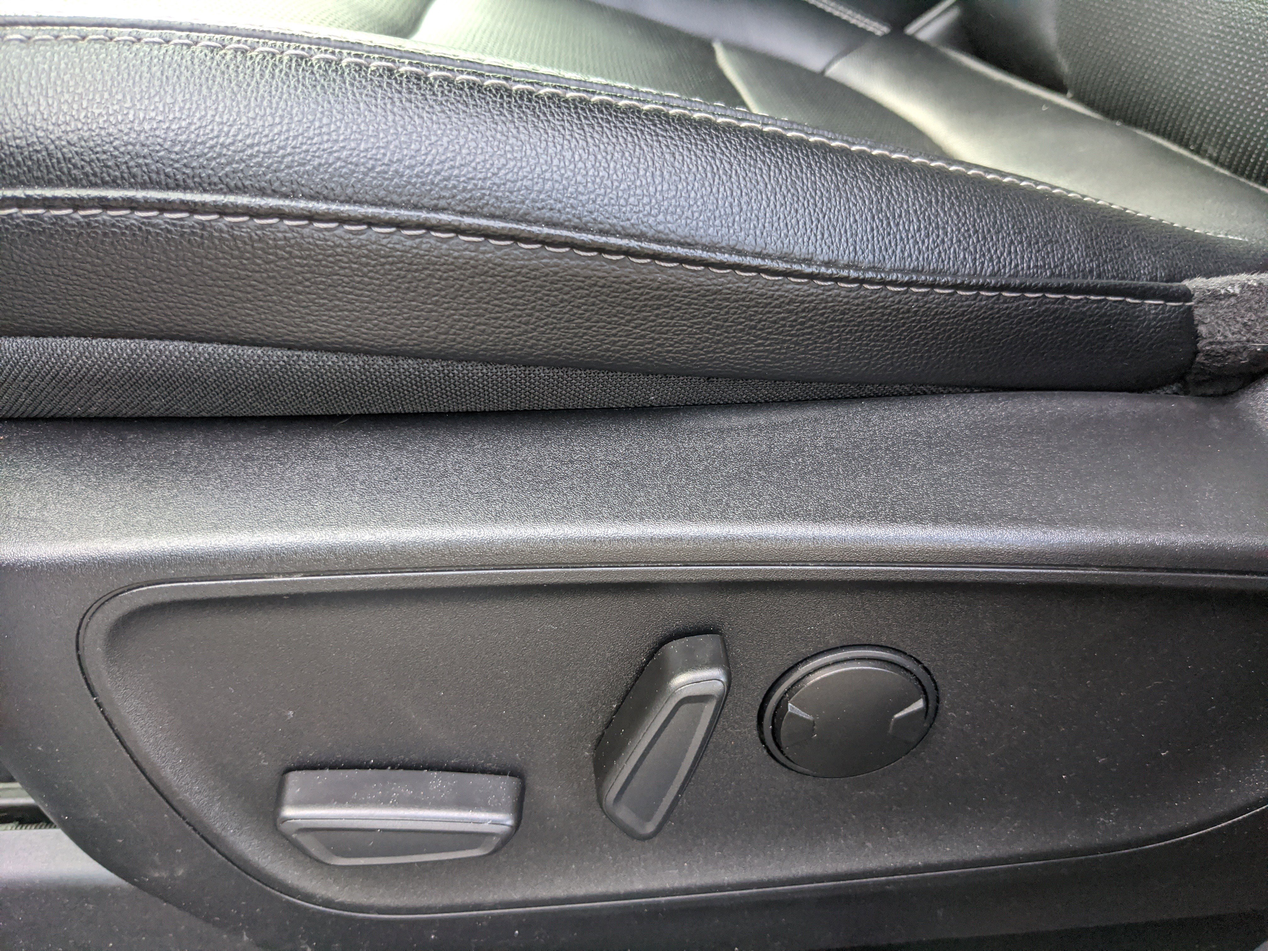 Certified 2022 Ford Escape SEL image 21