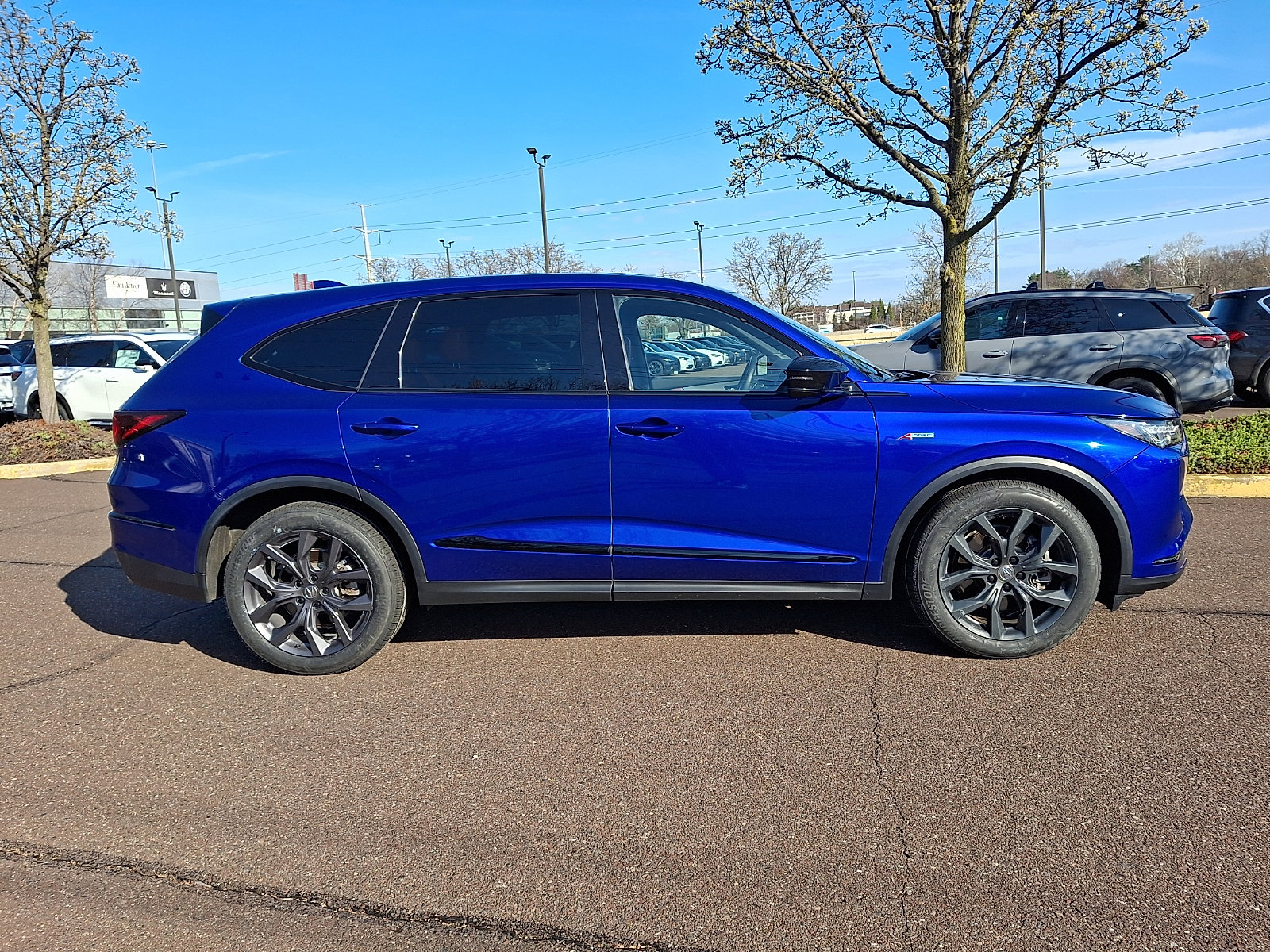 Used 2023 Acura MDX A-Spec image 7