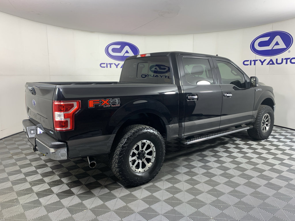 Used 2018 Ford F150 XLT w/ Equipment Group 302A Luxury AWD/4WD image 3