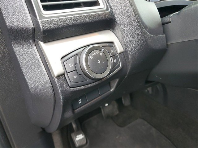 Used 2017 Ford Explorer XLT w/ Equipment Group 202A image 18
