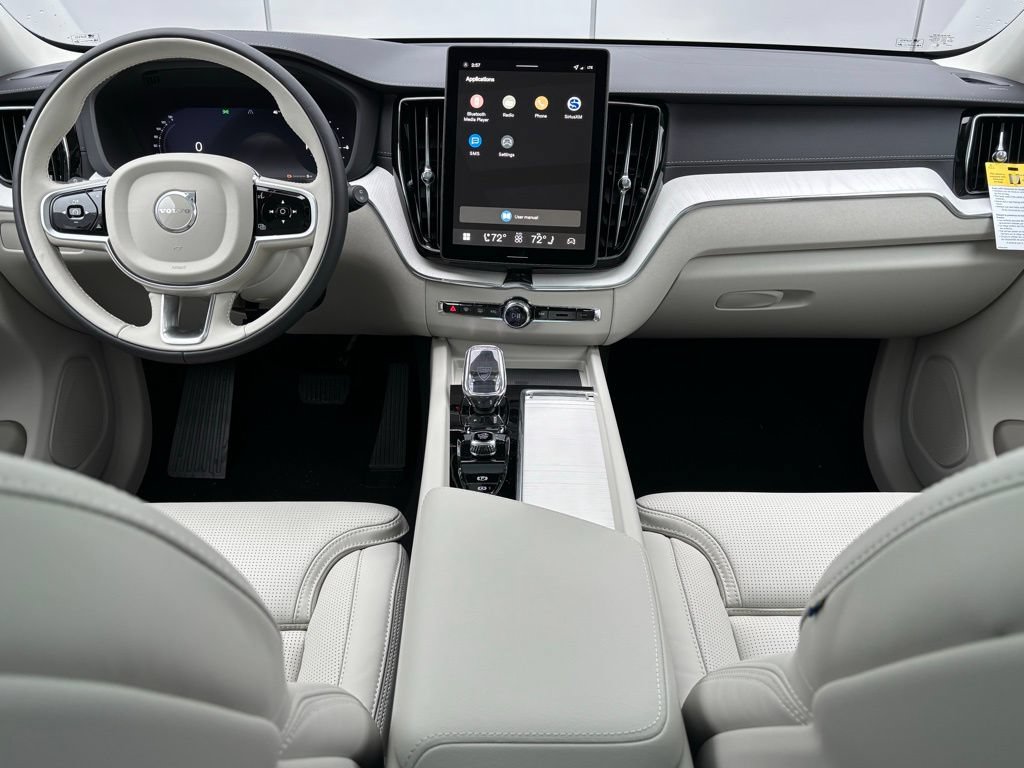 New 2026 Volvo XC60 T8 Ultra w/ Protection Package Premier AWD/4WD image 10
