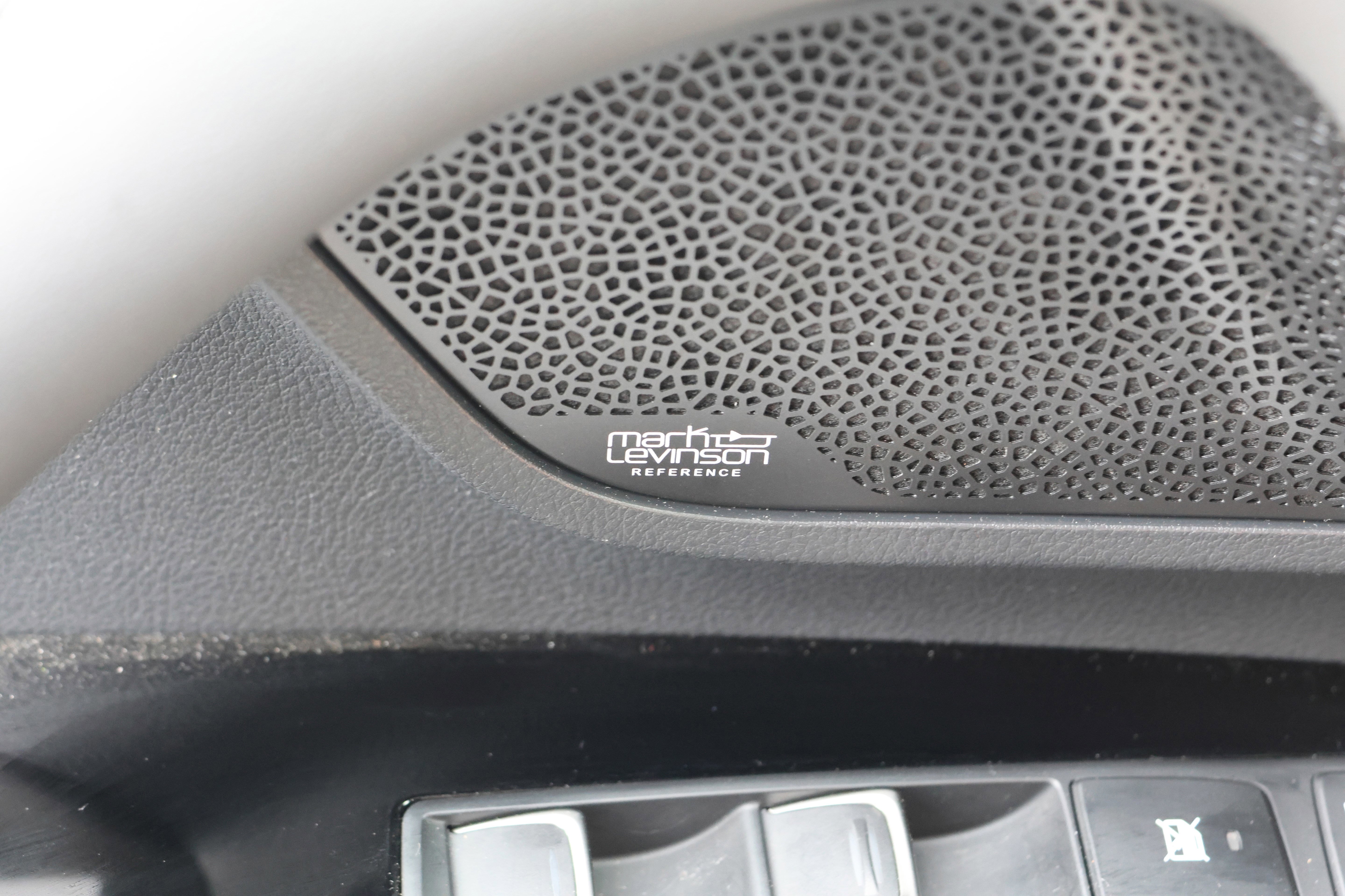 Used 2025 Lexus LX 700h Overtrail image 15