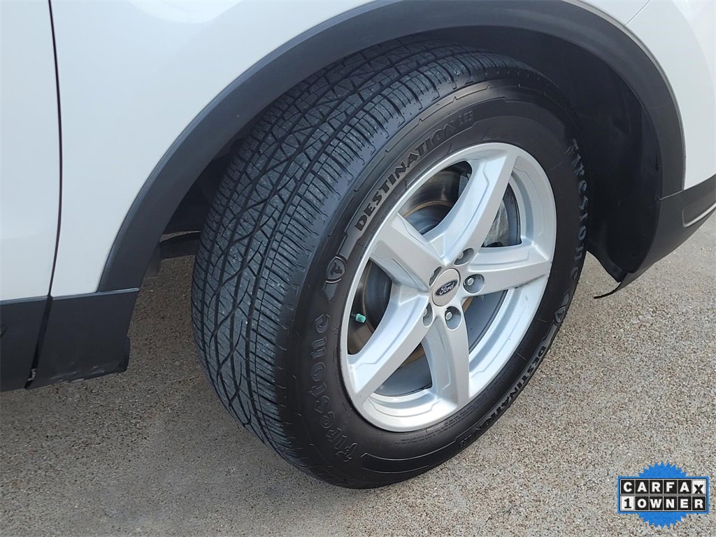 Used 2018 Ford Explorer XLT image 6