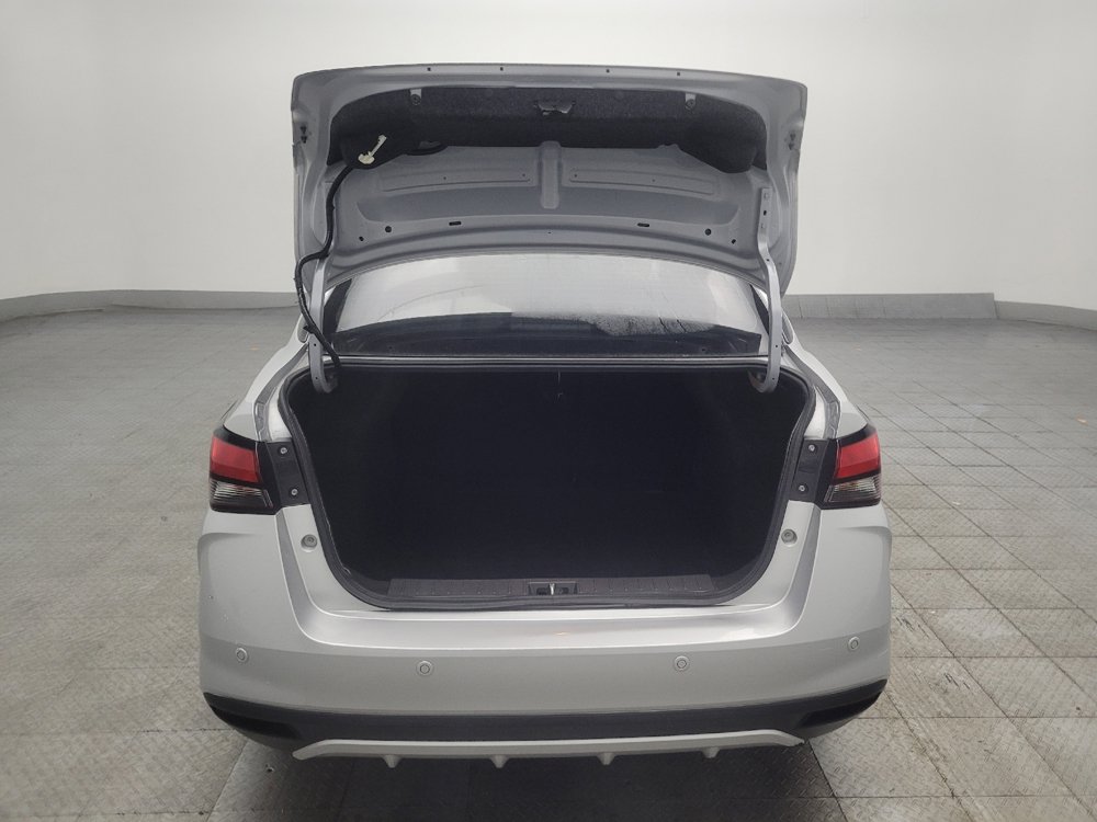 Used 2020 Nissan Versa S FWD image 29