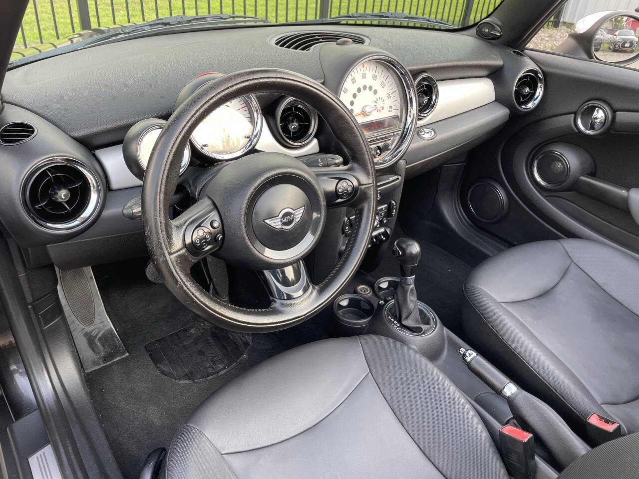 Used 2011 MINI Cooper Base 2dr Convertible image 18
