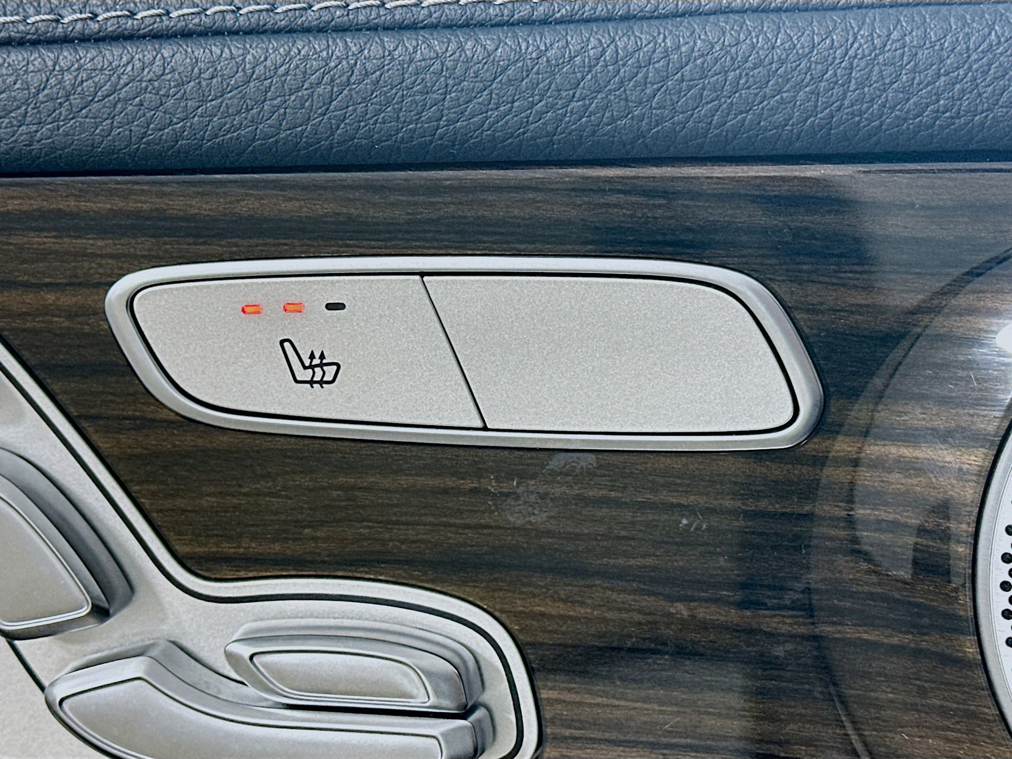 Certified 2019 Mercedes-Benz GLC 43 AMG 4MATIC image 26