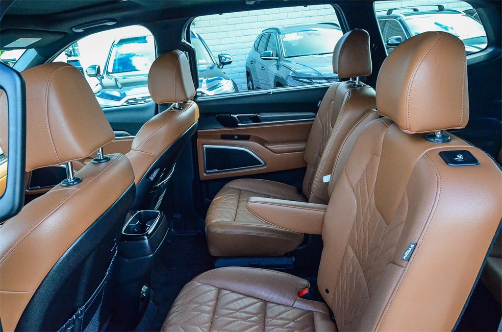 Used 2023 Kia Telluride EX X-Line image 18