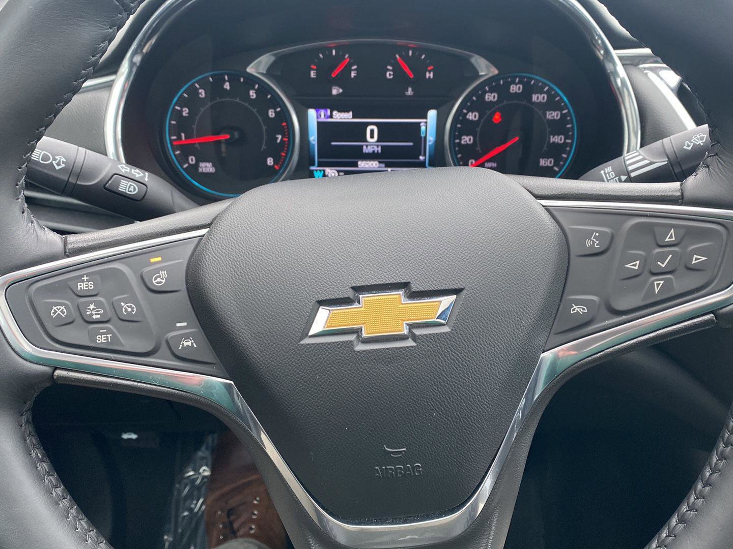 Used 2018 Chevrolet Malibu Premier w/ Premier Sun and Wheel Package image 9