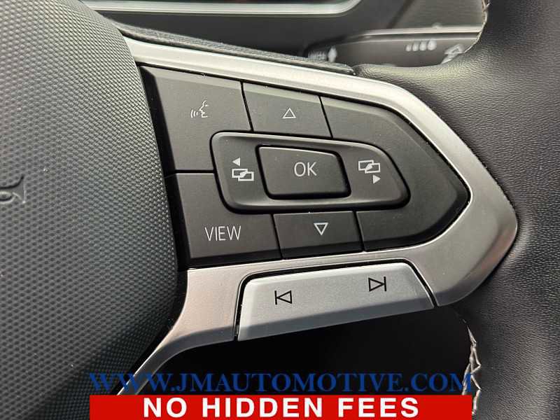 Used 2022 Volkswagen Tiguan S image 42