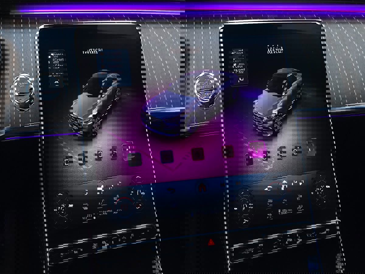 Used 2021 Mercedes-Benz S 580 4MATIC Sedan w/ Warmth & Comfort Package image 86